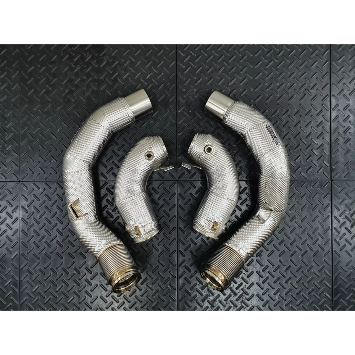 M5 F90 DOWNPIPES