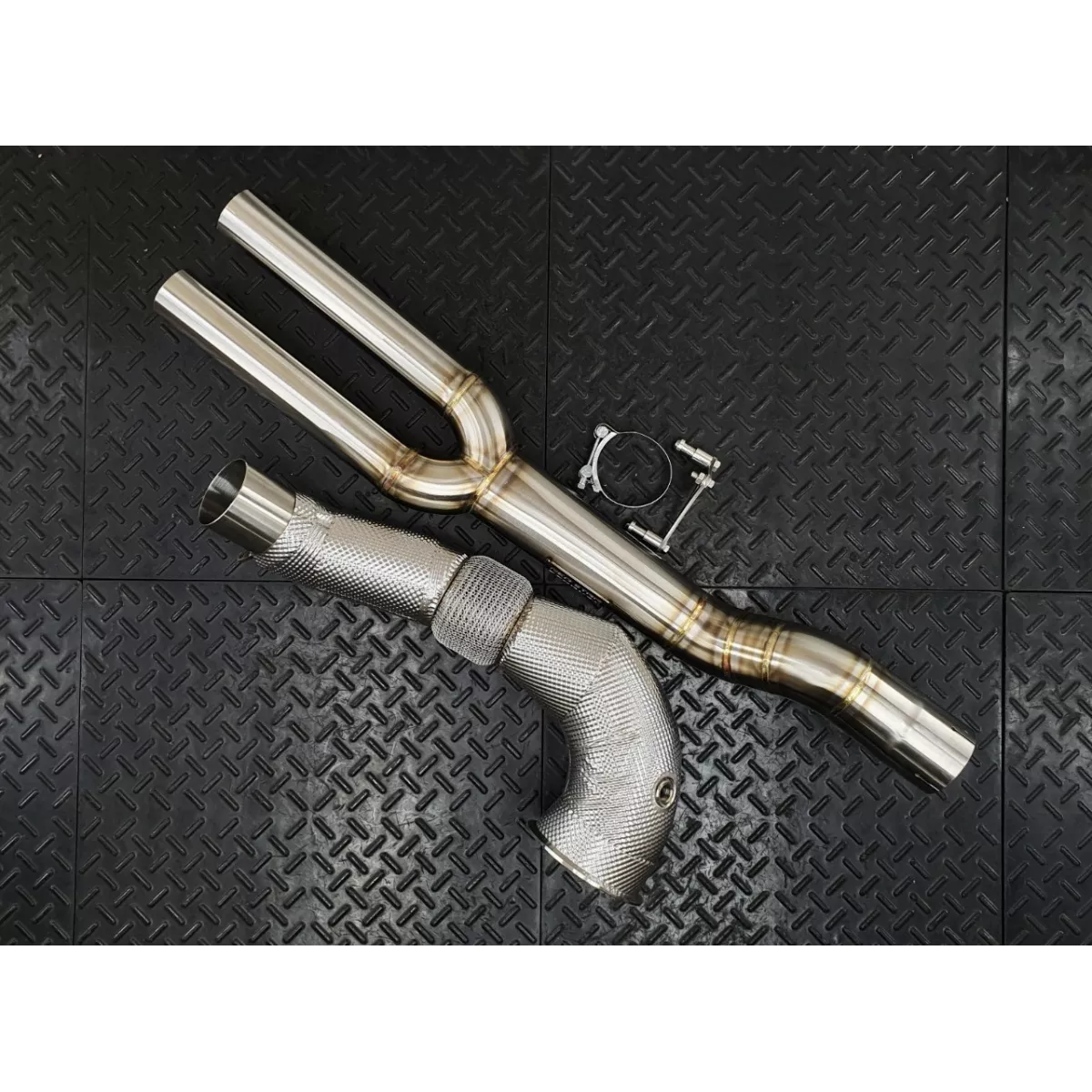 RSQ3 Downpipe