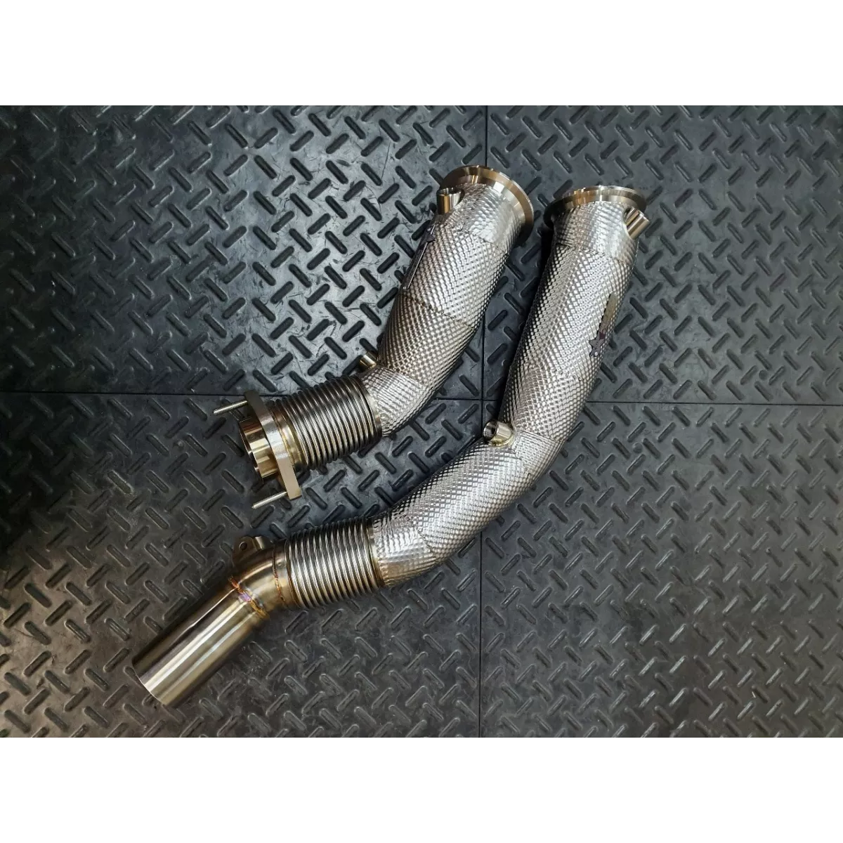 M3 F80/M4 F82 Heat Shielded Downpipes