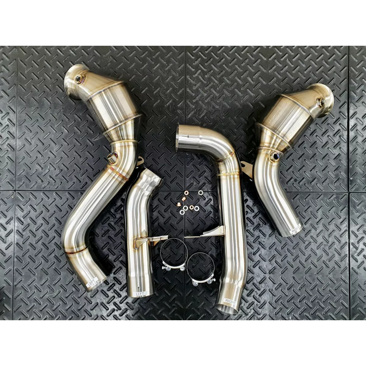 Mercedes GLS600 Downpipes