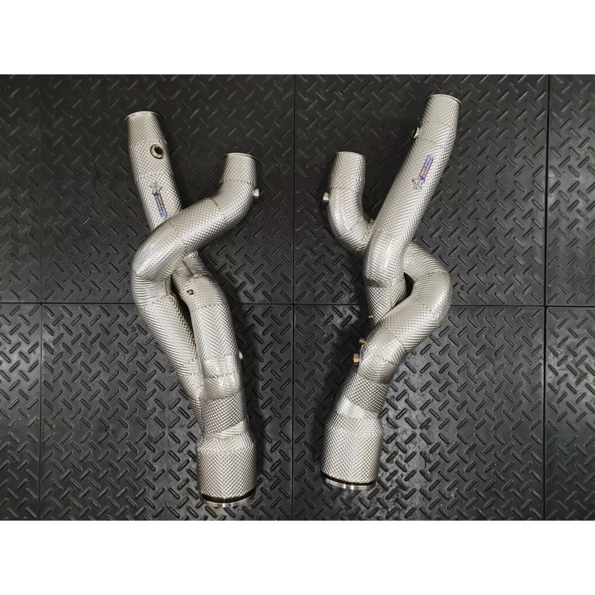 Lamborghini Aventador SVJ Downpipes 