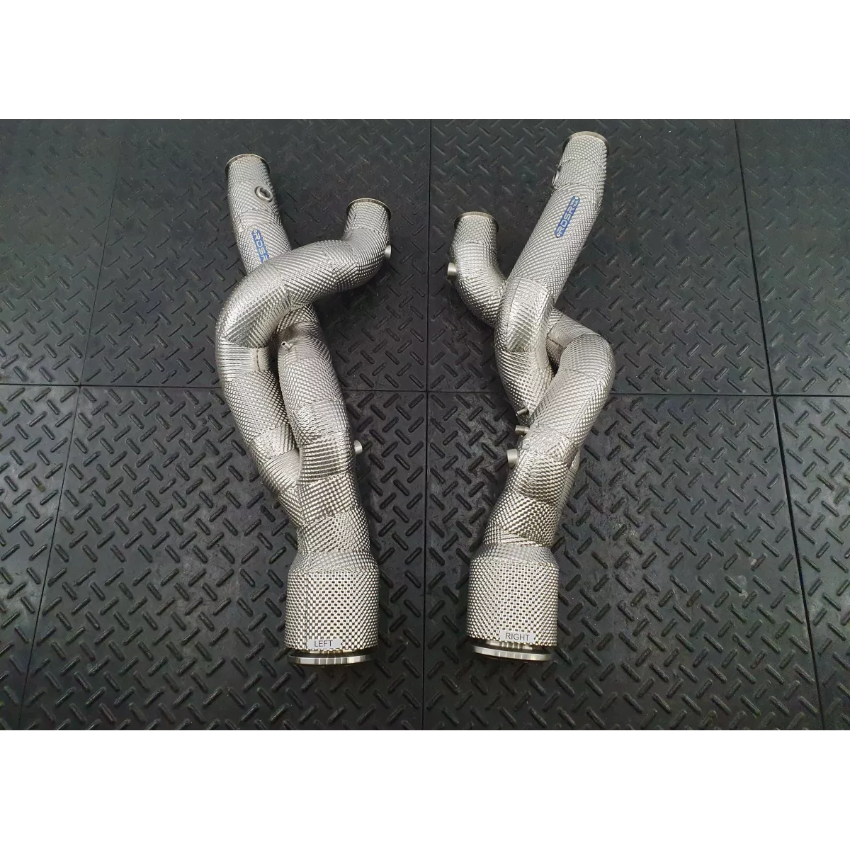 Lamborghini Aventador SVJ Downpipes