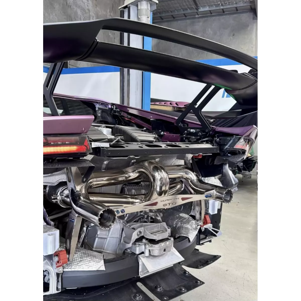 Huracan STO F1 Exhaust