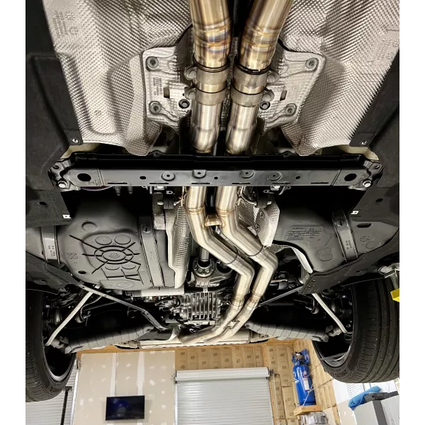 Cayenne GTS Center Resonator Delete Cayenne GTS Center Resonator Delete