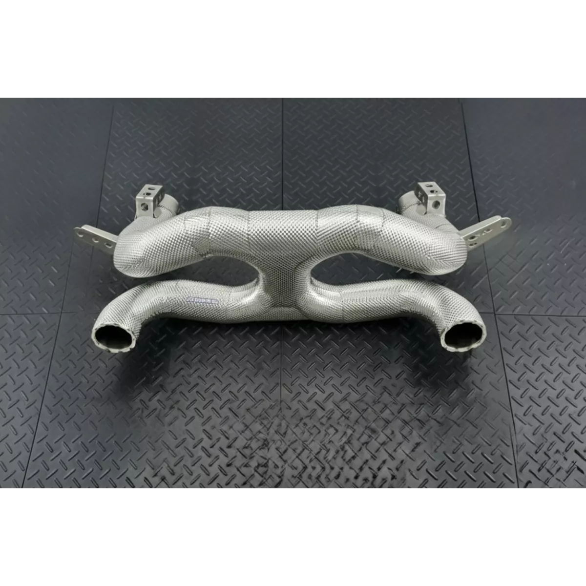 Ferrari 488 Heat shielded Exhaust