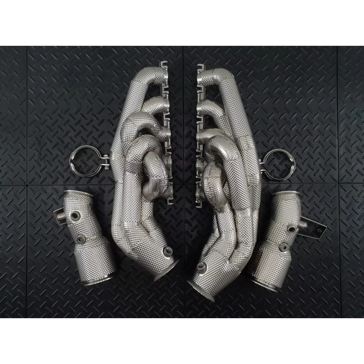 Audi R8 Long tube headers