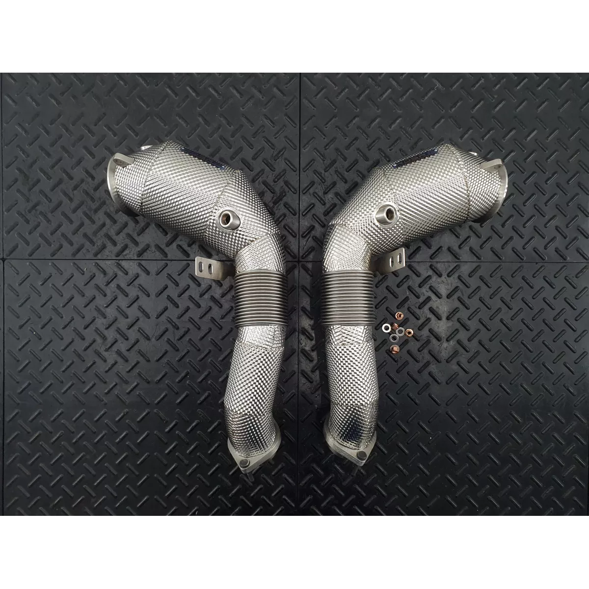 BMW E70 X5M & X6M Downpipes | REDSTAR EXHAUST